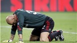 Galliani cảnh cáo Max Allegri