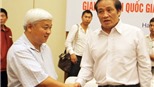 Đi học và đi chơi