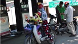 Những chiêu "ăn chặn" xăng, móc túi người tiêu dùng