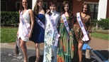 Thu Hương gây ấn tượng tại Mrs World với tranh cát và áo dài 