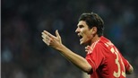 Stuttgart 1-2 Bayern Munich: Gomez nhả đạn,  "Hùm xám" gầm vang