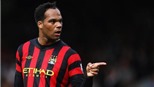 Lescott hạ thấp Tottenham, đề cao Man United 