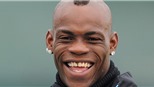 Balotelli: Lấy vợ à? Còn lâu nhé!