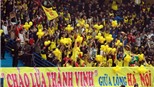Nhìn từ khán giả ở V-League: Tình yêu thời thổ tả