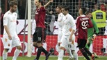  Milan 2-1 Roma: Ibra tỏa sáng, Milan bỏ cách Juve 7 điểm