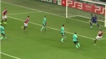  Barca cũng có lúc “yếu mềm”
