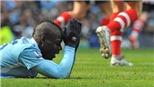 "Ngựa chứng" Balotelli tiếp tục bị đồng đội chỉ trích