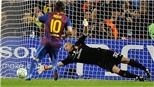 Messi chính thức đi vào lịch sử Champions League