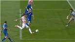 VIDEO: Mandzukic trừng phạt sai lầm của Chiellini