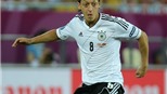 Người hùng Mesut Oezil: Chất Đức của kỷ nguyên hiện đại