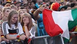 VIDEO: Italia vỡ òa, người Đức bắt đầu hoảng sợ