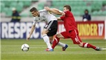 Real Madrid, Arsenal, M.U tranh mua "Michael Ballack" mới