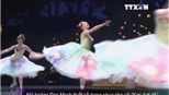 Nữ hoàng Đan Mạch thiết kế trang phục cho vở “Kẹp hạt dẻ”