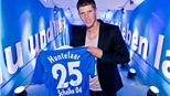 Huntelaar gia hạn với Schalke: Vì ta cần nhau