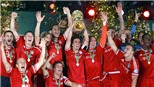 Vô địch Cúp Quốc gia Đức, hoàn tất cú &#39;ăn ba&#39; lịch sử: Super Super Super Bayern!