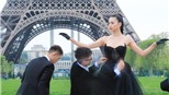Ngô Thanh Vân &#39;mặc váy&#39; dưới chân tháp Eiffel
