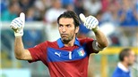  Italy thắng may Bulgaria: Phép lạ Buffon!