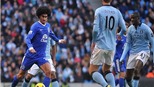 Toure đối đầu Fellaini: Cuộc chiến của hai gã khổng lồ
