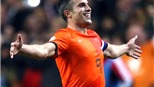 Robin van Persie: Ghi nhiều bàn nhất, nhưng còn lâu mới vĩ đại nhất