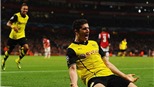 Lewandowski: 1 cú sút, 1 bàn thắng và chiếc cùi chỏ thô thiển
