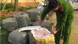 Bắt xe tải vận chuyển &#39;nội tạng bẩn&#39; vào Hà Nội