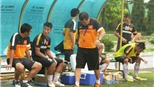 Tuyển thủ U23 Việt Nam ủng hộ HLV Hoàng Văn Phúc
