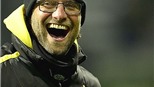 Đối thoại Juergen Klopp: &#39;Wenger thích nhạc cổ điển, tôi lại muốn chơi heavy metal&#39;
