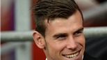 Gareth Bale bay cao, Real Madrid có nhớ Mesut Oezil?