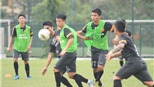 Chùm ảnh: Bão tan, tuyển thủ U23 Việt Nam hối hả tập luyện