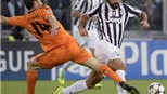 CẬP NHẬT tin sáng 21/11: Barca xác nhận Valdes nghỉ hết năm. Real không cần Pirlo. 5 người chết sau loạt play-off World Cup