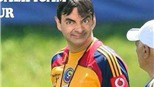Adrian Mutu: Bị cấm thi đấu vĩnh viễn vì so sánh HLV với... Mr Bean