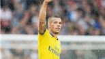 CẬP NHẬT tin sáng 26/11: Roma đánh mất ngôi đầu vào tay Juve. Nội bộ Bayern hỗn loạn. Podolski trở lại