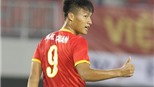 Bản tin tối ngày 8/12: U23 Việt Nam thắng lợi vang dội ngày ra quân. Bóng đá nữ Việt Nam lùi ngày ra quân. Arsenal nhắm cựu tiền đạo của Man United