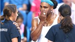Giống Nadal, Serena sụp đổ vì chấn thương?