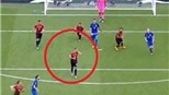 Tiền vệ Thổ Nhĩ Kỳ gây sốt vì tranh thủ vuốt tóc lúc Modric ghi bàn
