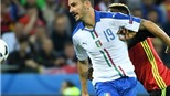 Với Bonucci, Italy thấy màu xanh hy vọng trên đất Pháp