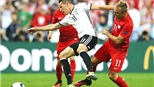 Joachim Loew: Đau đầu vì hàng công ăn hại