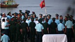Chùm ảnh: Đón thi thể phi công SU30-MK2 Trần Quang Khải về với đất mẹ 
