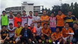 Người Việt chơi bóng...ở Pháp