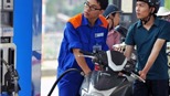Giá xăng tăng gần 700 đồng/lít