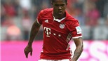 Pha đá phạt đền DỊ của Douglas Costa
