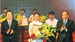 Thủ tướng Nguyễn Xuân Phúc dự lễ tuyên dương học sinh đạt thành tích cao trong các kỳ thi quốc gia và quốc tế