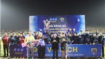 HLV vô địch Champions League có danh hiệu đầu tiên với FLC Thanh Hóa