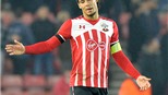 Van Dijk là giải pháp cho hàng thủ Man City?