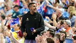 Hãy cố gắng yêu Nick Kyrgios!
