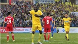 HLV vô địch Champions League nghiêm khắc với ngoại binh FLC Thanh Hóa