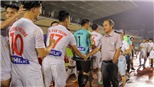 Bầu Đức khen cầu thủ HAGL hết cóng, Hải Phòng tri ân đội trưởng Minh Châu