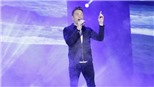 Đêm nhạc Shane Filan - Love Always Tour 2017: Khán phòng bùng cháy, 'fan cuồng' không thể ngồi yên