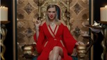 Quay MV 'chửi cả thiên hạ', Taylor Swift xô đổ kỷ lục của Adele