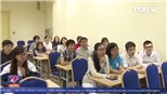 Tranh cãi xung quanh việc bỏ miễn học phí cho sinh viên sư phạm